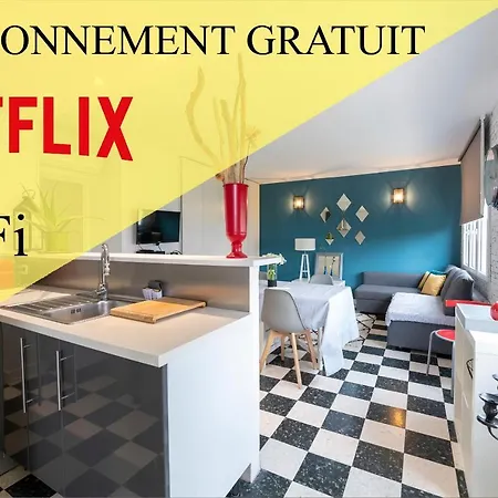 Spacieux A Proximite Du Centre Villes Wifi Stationnement Gratuit Avignon